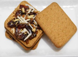 Date-Filled Sandwich Biscuits Recipe
